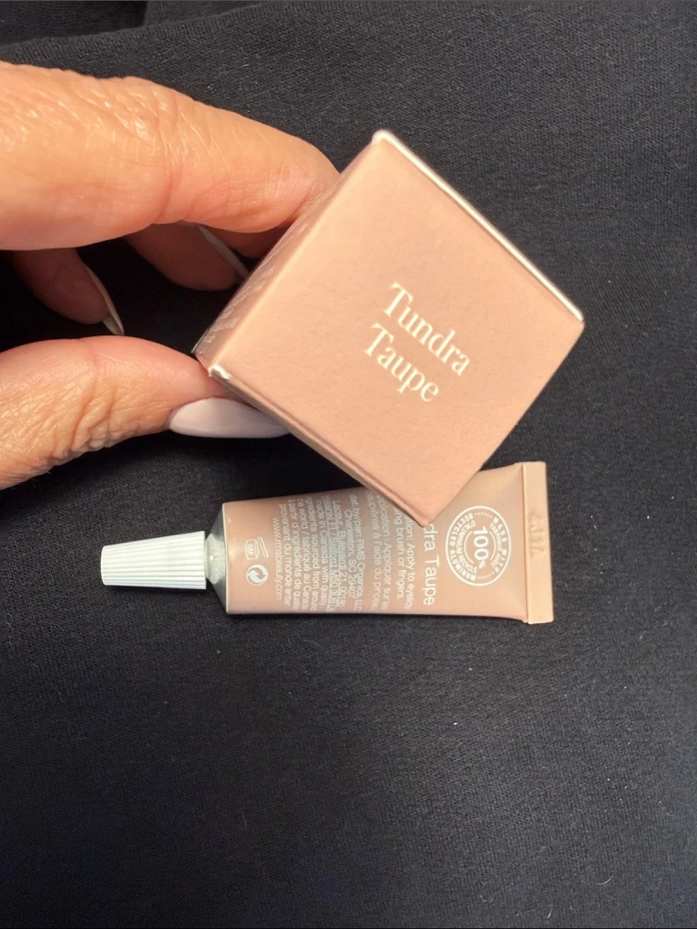 rms beauty Cashmere Matte Eyelights - Tundra Taupe - NIB - Picture 5 of 6